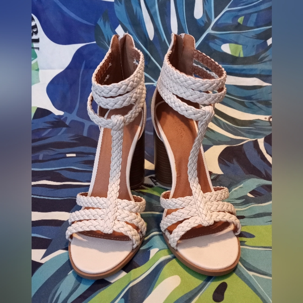 Charlotte Russe Braided White Women's Heeled Sandals Size 10